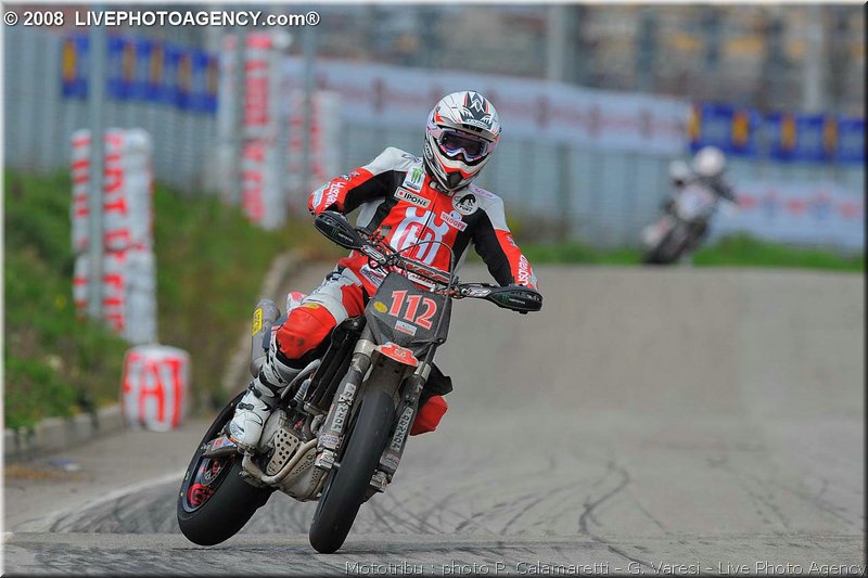 MOTO 