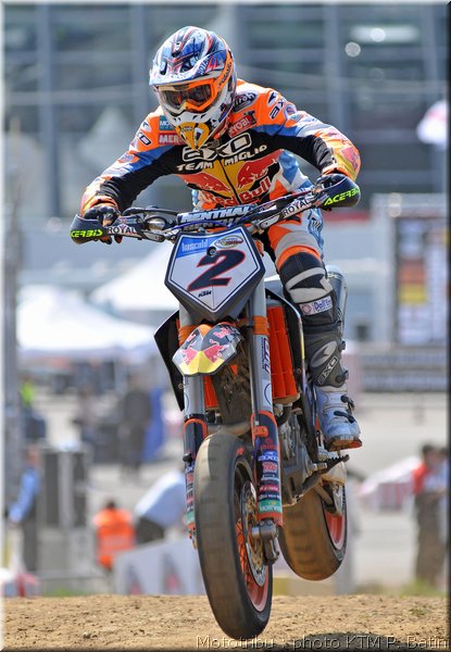 MOTO 