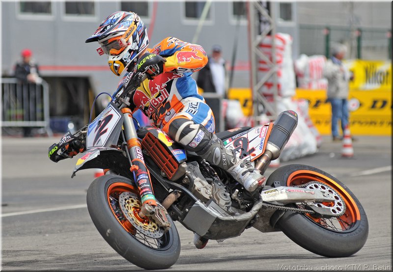 MOTO 