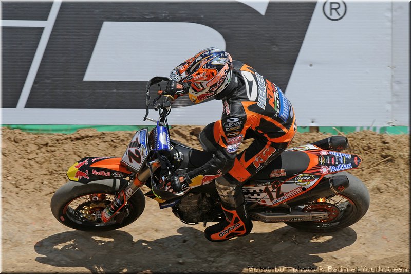 MOTO 