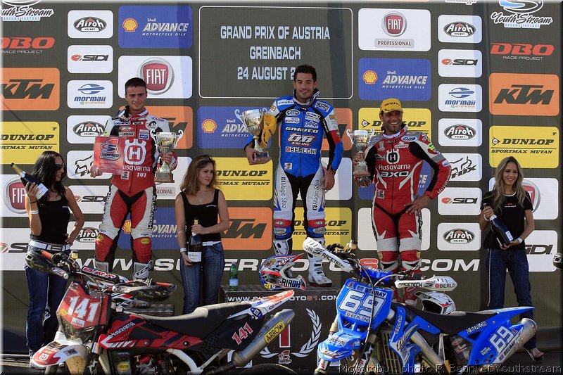 podiums2