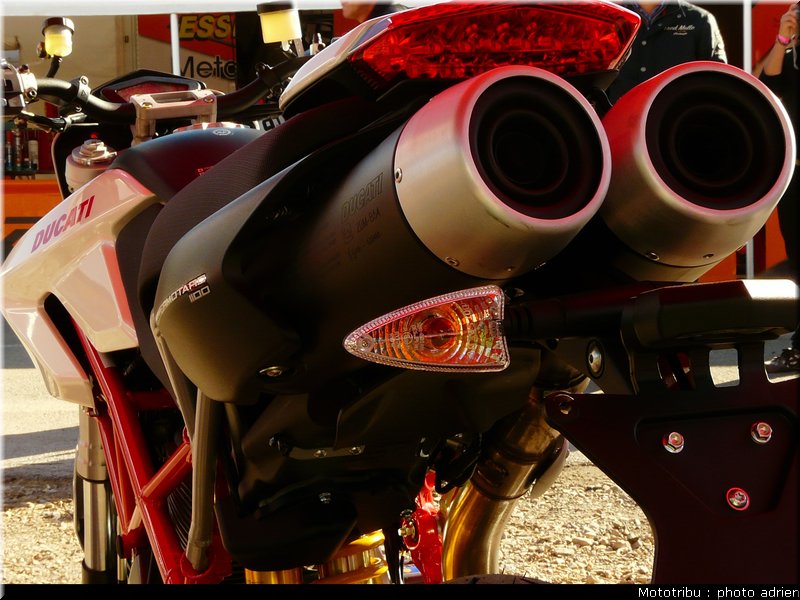 ducati_hypermotard_3