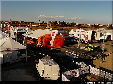 paddock_01.JPG