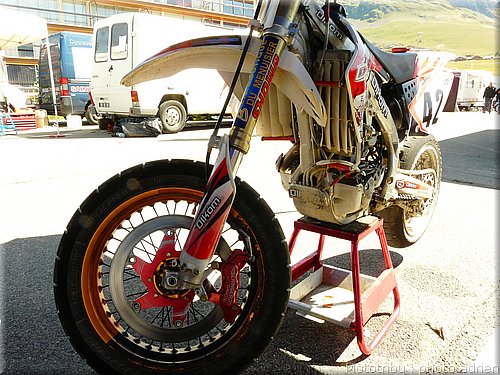 supermotard-alphuez2008-paddock_013.JPG