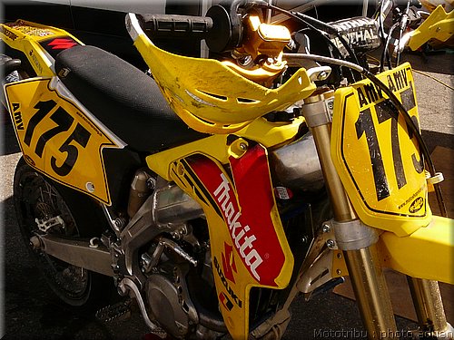 supermotard-alphuez2008-paddock_020.JPG