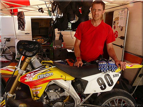 supermotard-alphuez2008-paddock_033.JPG