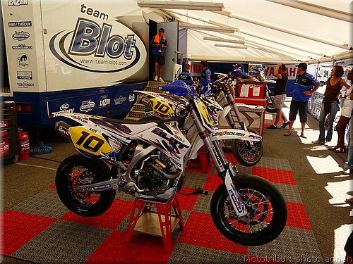 supermotard-alphuez2008-paddock_038.JPG