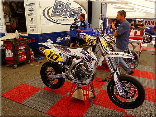 supermotard-alphuez2008-paddock_039.JPG