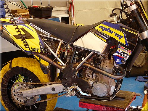 supermotard-alphuez2008-paddock_094.JPG