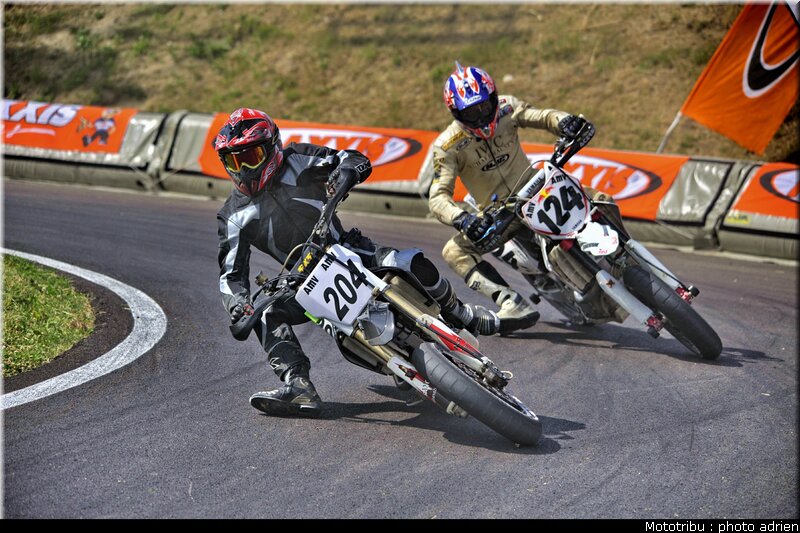 supermoto_35_supermotard_alp_huez_2009
