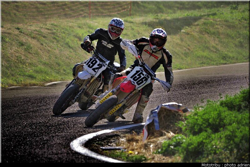 supermoto_43_supermotard_alp_huez_2009