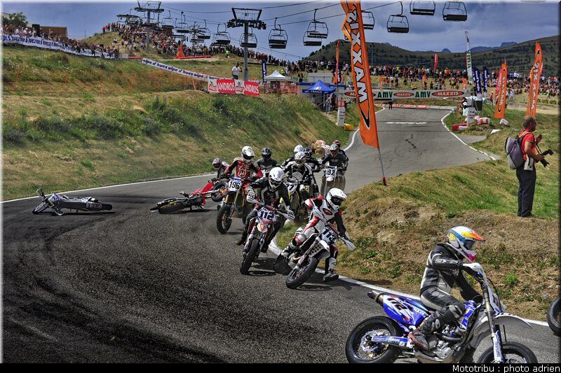 supermoto_s1_25_supermotard_alp_huez_2009