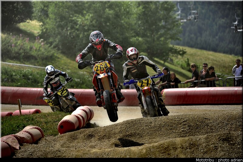 supermoto_s2_17_supermotard_alp_huez_2009