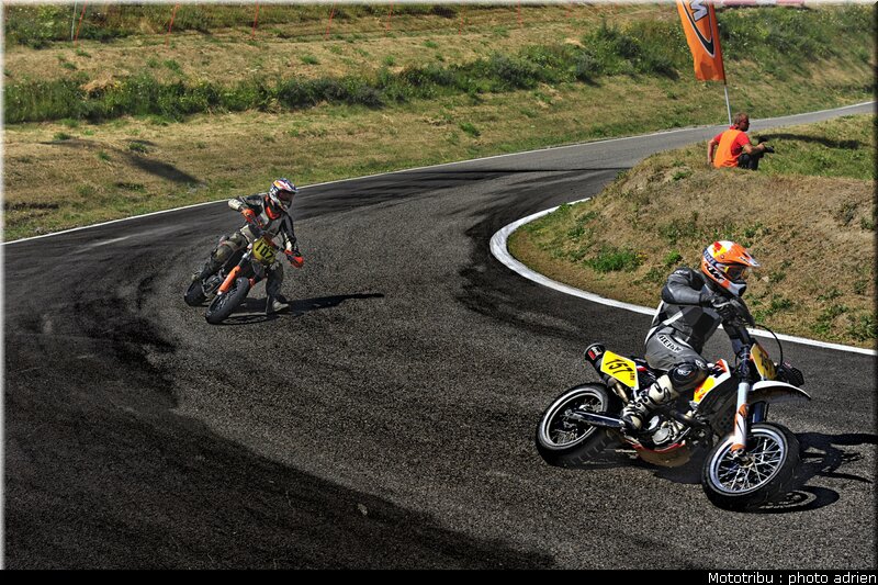 supermoto_s2_56_supermotard_alp_huez_2009