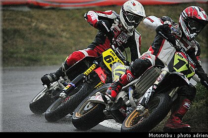 super_finale_24_supermotard_alp_huez_2009.JPG