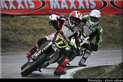 super_finale_27_supermotard_alp_huez_2009.JPG