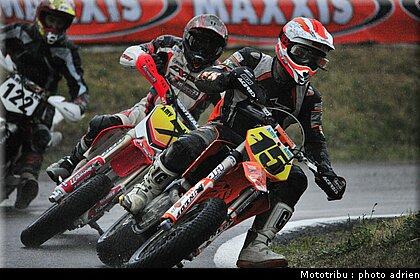 super_finale_28_supermotard_alp_huez_2009.JPG