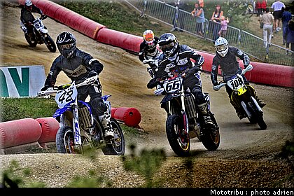 supermoto_12_supermotard_alp_huez_2009.jpg