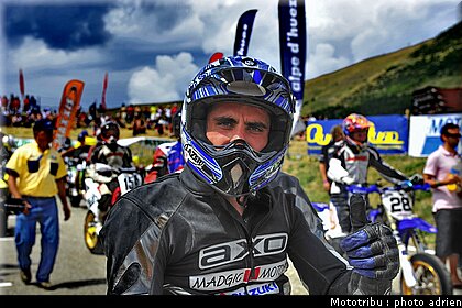 supermoto_s1_09_supermotard_alp_huez_2009.jpg