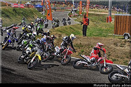 supermoto_s1_17_supermotard_alp_huez_2009.jpg