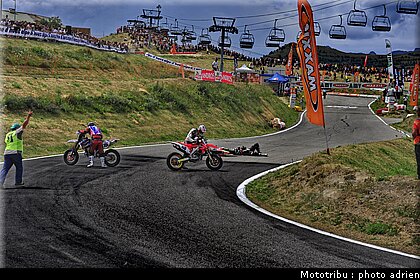 supermoto_s1_27_supermotard_alp_huez_2009.jpg