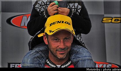 supermoto_s1_32_supermotard_alp_huez_2009.jpg