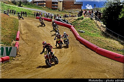 supermoto_s2_02_supermotard_alp_huez_2009.jpg