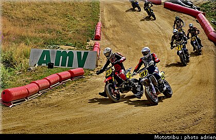 supermoto_s2_03_supermotard_alp_huez_2009.jpg