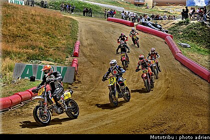 supermoto_s2_11_supermotard_alp_huez_2009.jpg