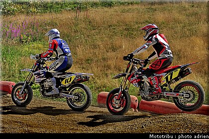supermoto_s2_13_supermotard_alp_huez_2009.jpg