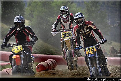 supermoto_s2_19_supermotard_alp_huez_2009.jpg