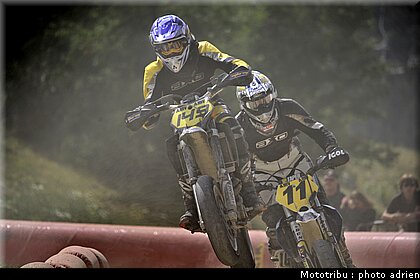 supermoto_s2_20_supermotard_alp_huez_2009.jpg