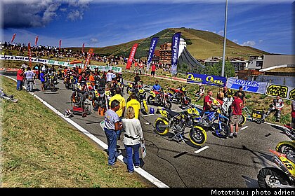supermoto_s2_41_supermotard_alp_huez_2009.jpg