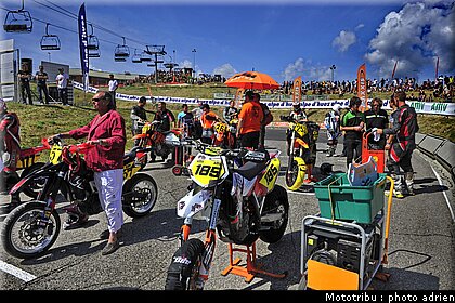 supermoto_s2_45_supermotard_alp_huez_2009.jpg