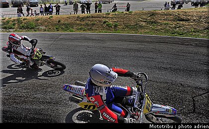 supermoto_s2_69_supermotard_alp_huez_2009.jpg