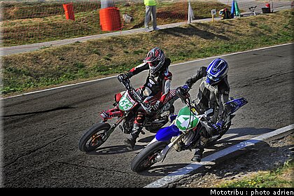 supermoto_s3_18_supermotard_alp_huez_2009.jpg