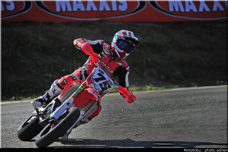 chambon_30_supermotard_alp_huez_2009