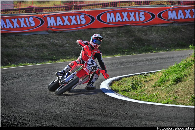 chambon_36_supermotard_alp_huez_2009