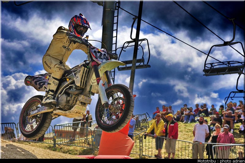 chartraire_05_supermotard_alp_huez_2009