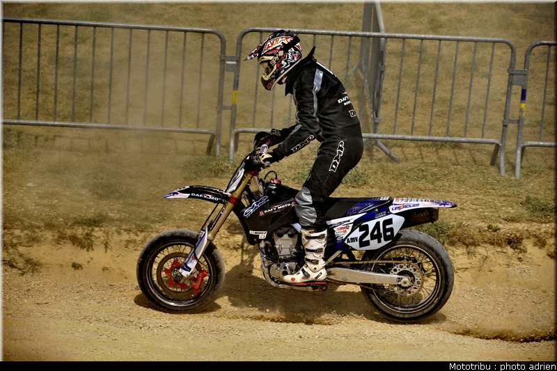 foures_1_supermotard_alp_huez_2009