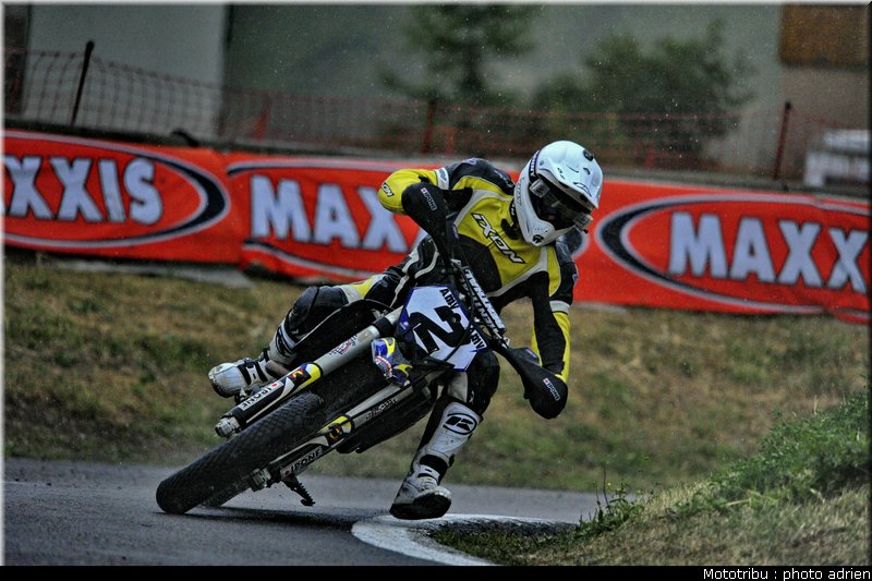 goguet_15_supermotard_alp_huez_2009