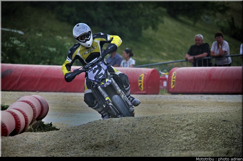 goguet_24_supermotard_alp_huez_2009
