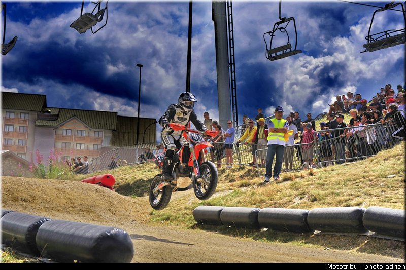 moneyron_7_supermotard_alp_huez_2009