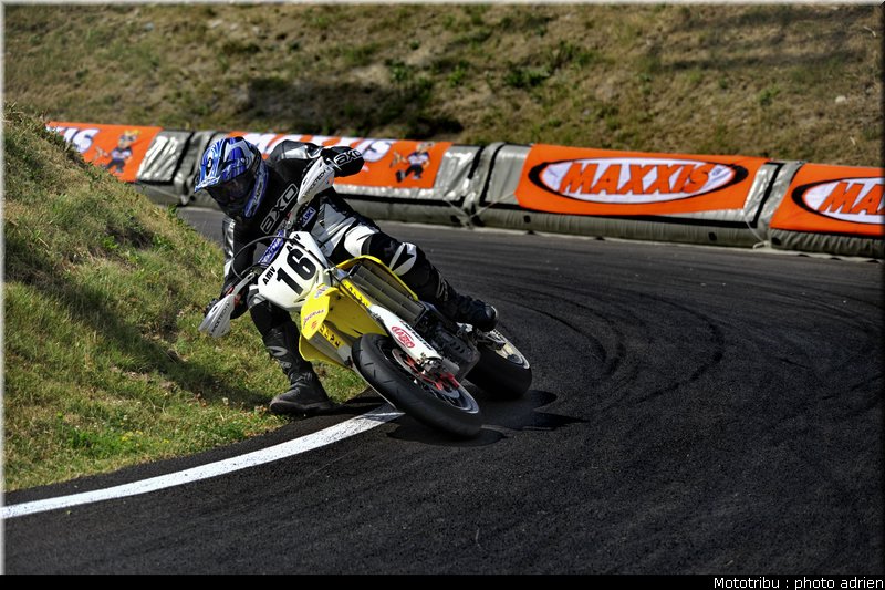 perret_16_supermotard_alp_huez_2009