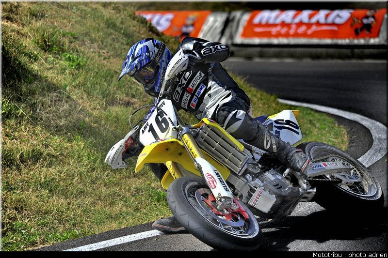 perret_18_supermotard_alp_huez_2009