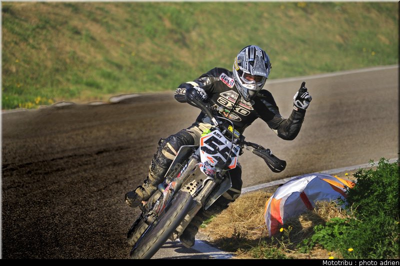 rigal_15_supermotard_alp_huez_2009
