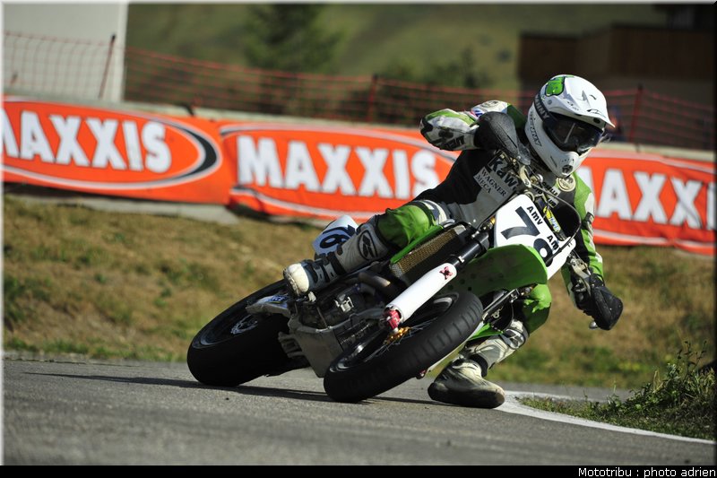 rolland_a_18_supermotard_alp_huez_2009