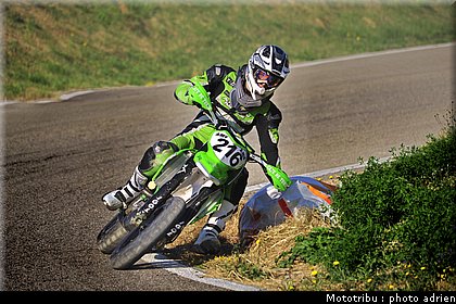 216_03_supermotard_alp_huez_2009.jpg