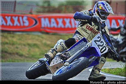 220_5_supermotard_alp_huez_2009.jpg