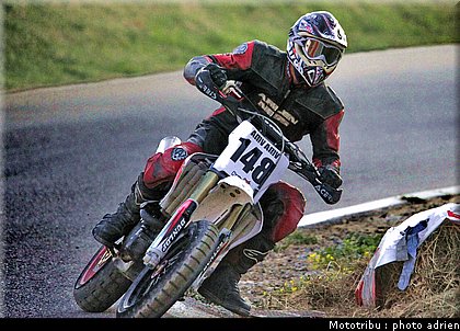 aillaud_16_supermotard_alp_huez_2009.jpg